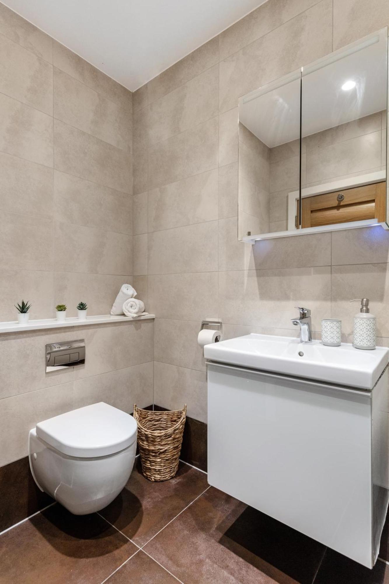 2Br In Soho - Charlotte Street - Cityapartmentstay Лондон Экстерьер фото