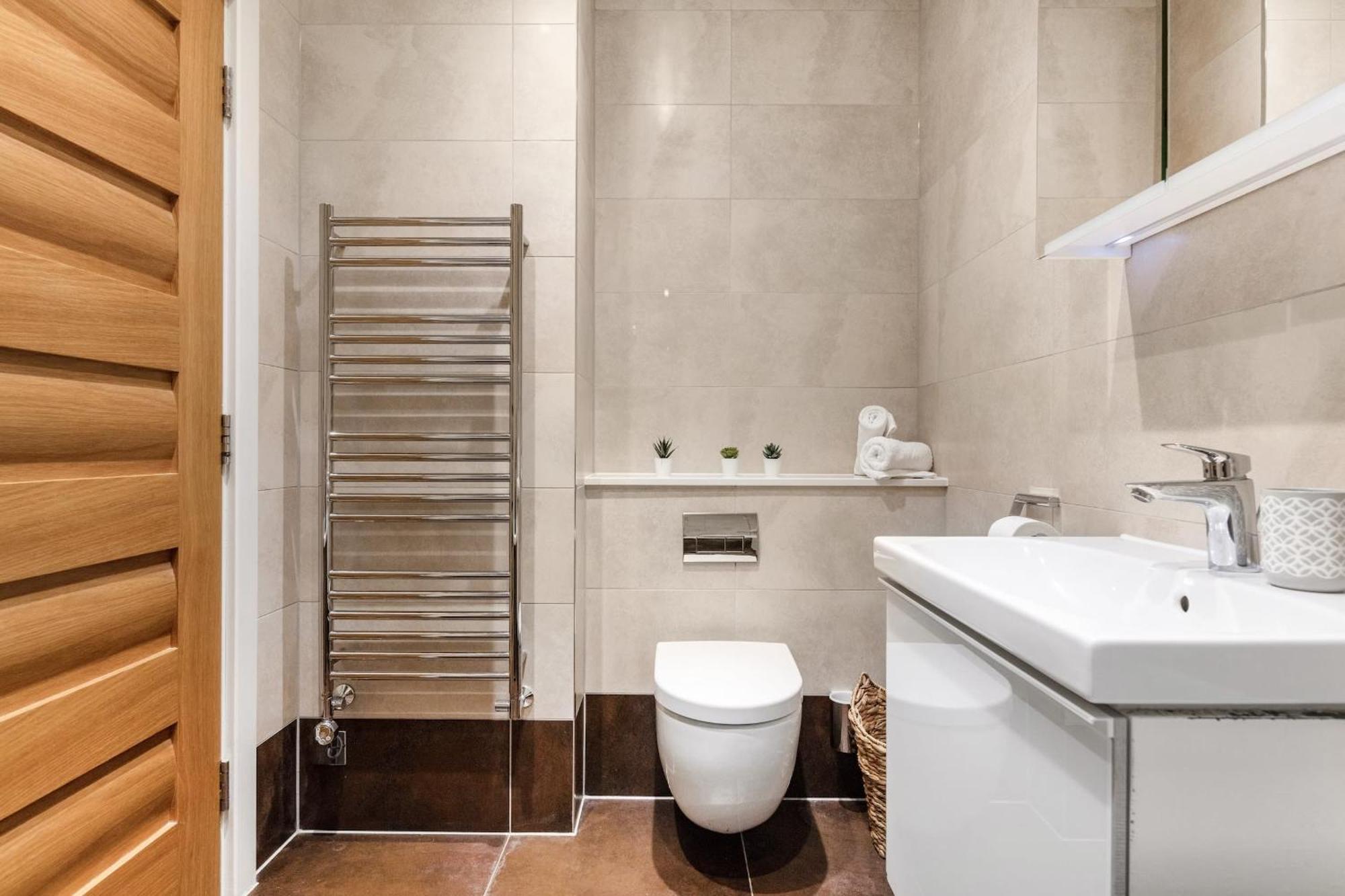 2Br In Soho - Charlotte Street - Cityapartmentstay Лондон Экстерьер фото
