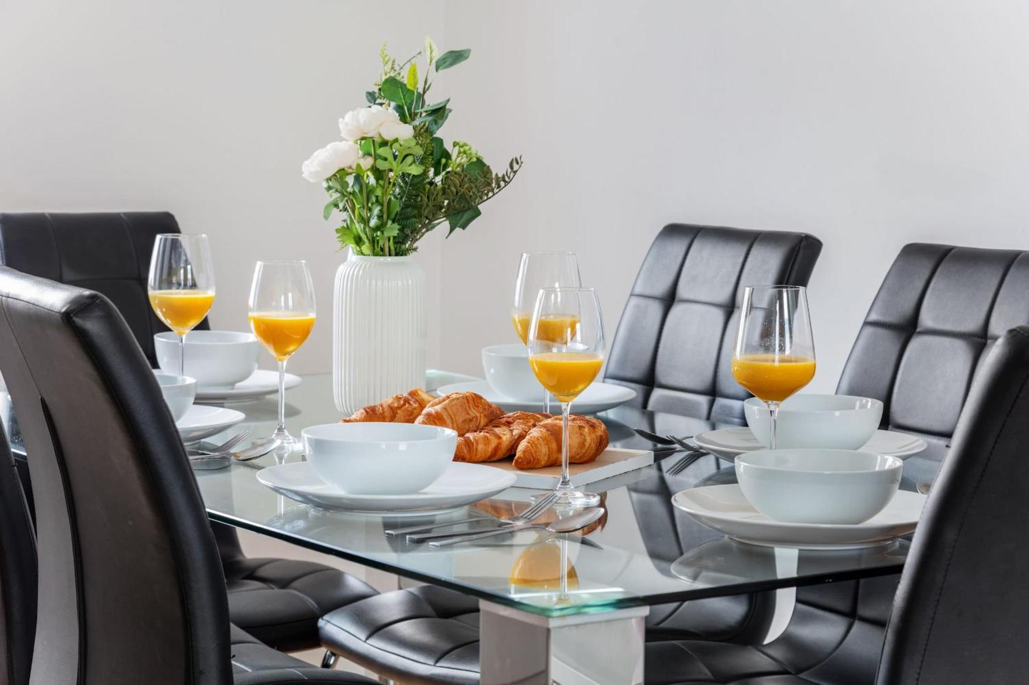 2Br In Soho - Charlotte Street - Cityapartmentstay Лондон Экстерьер фото